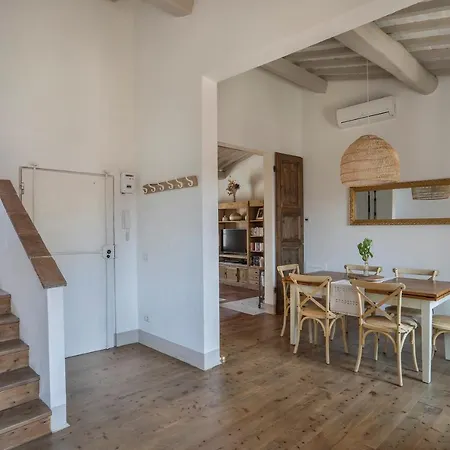 Panoramic Loft With Terrace Near Ponte Vecchio